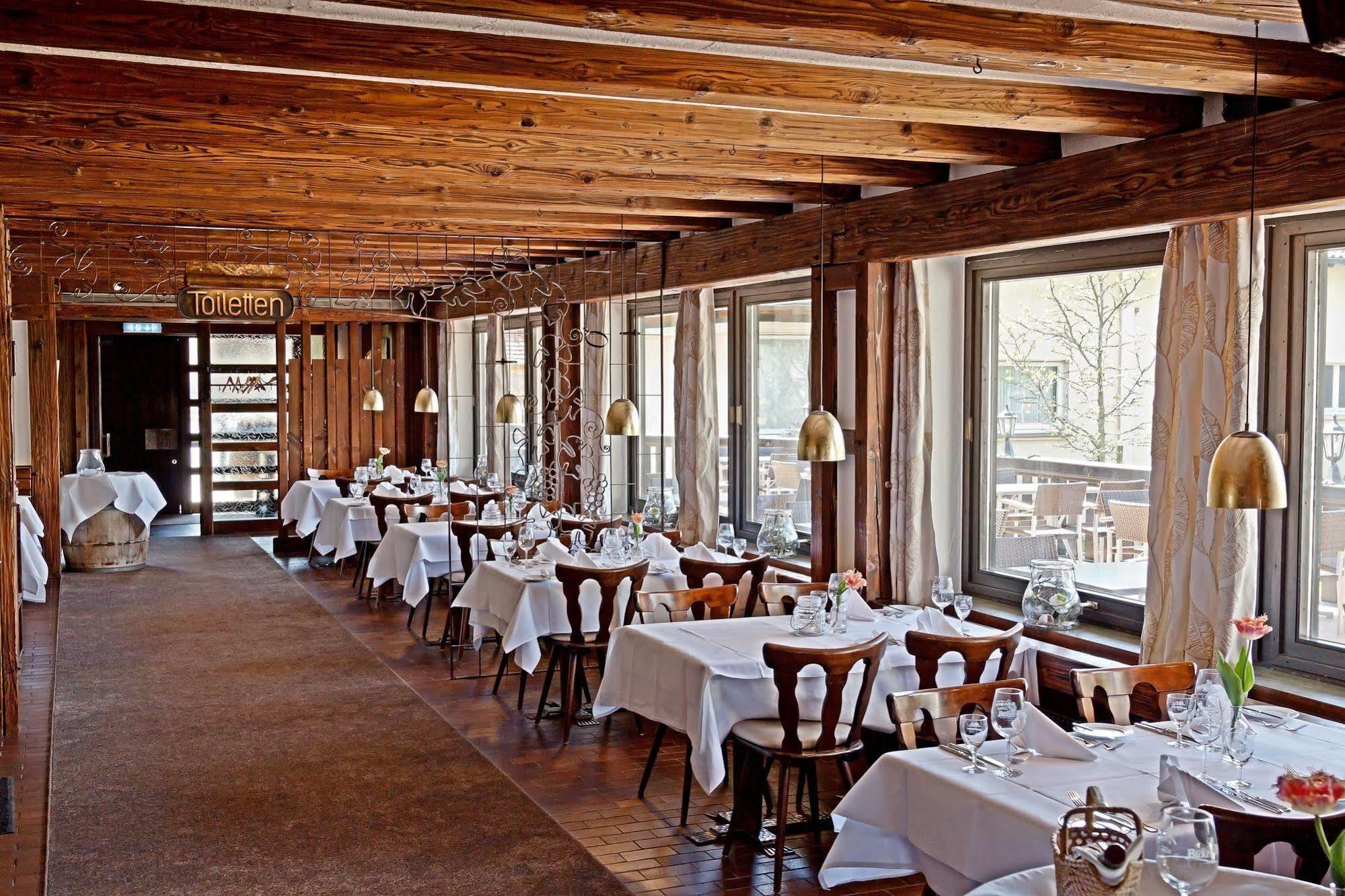 Hotel-Restaurant Rebstock 이흐링겐 외부 사진
